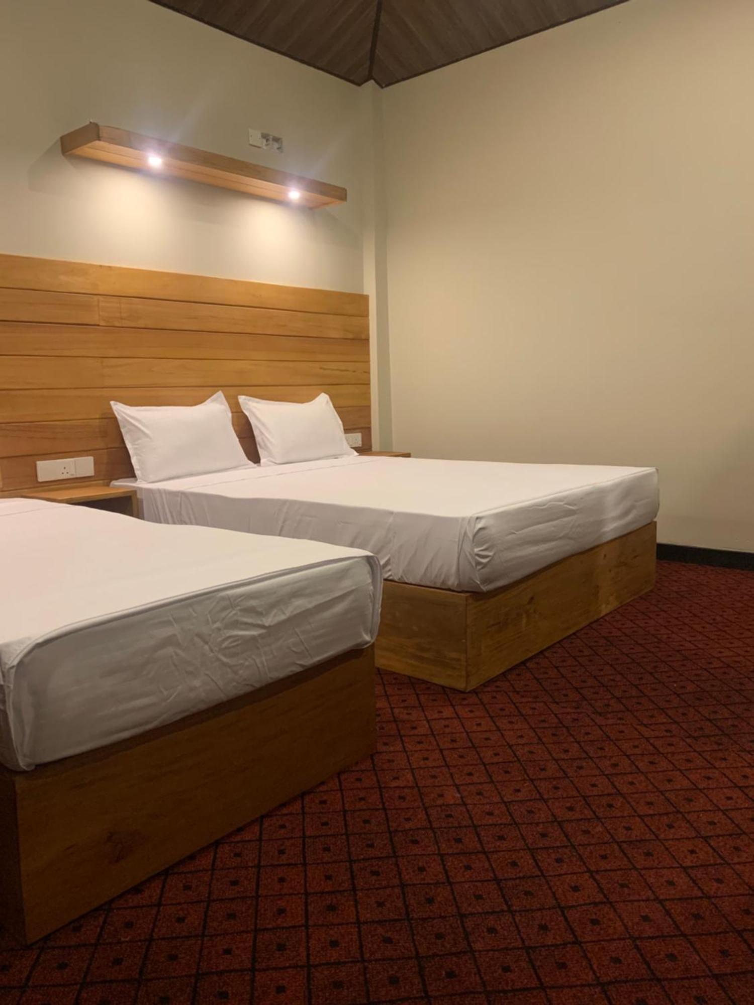 Pub Ceylon Hostel Элла Экстерьер фото