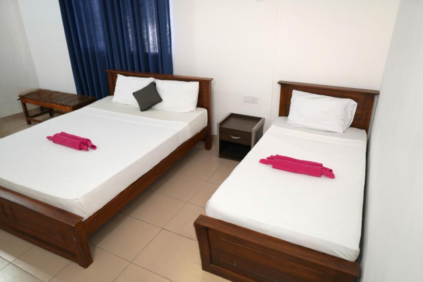 Pub Ceylon Hostel Элла Экстерьер фото