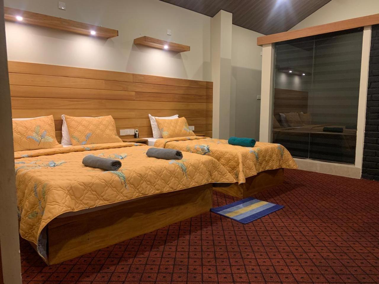 Pub Ceylon Hostel Элла Экстерьер фото